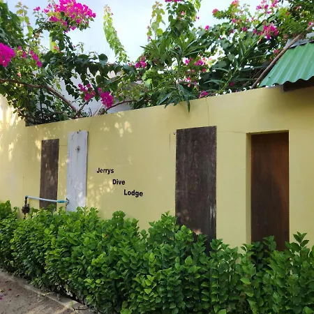 Jerrys Dive Lodge Rasdhoo
